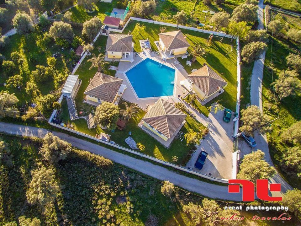 Iliaktida Studio-Villas Frínion Exteriör bild