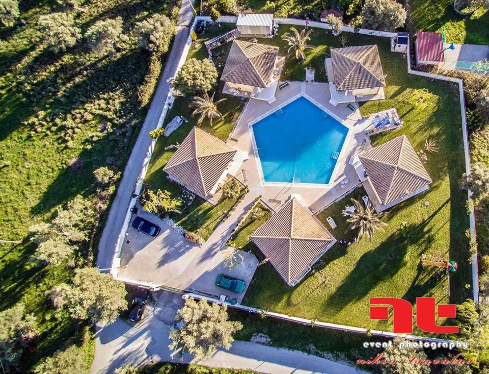 Iliaktida Studio-Villas Frínion Exteriör bild